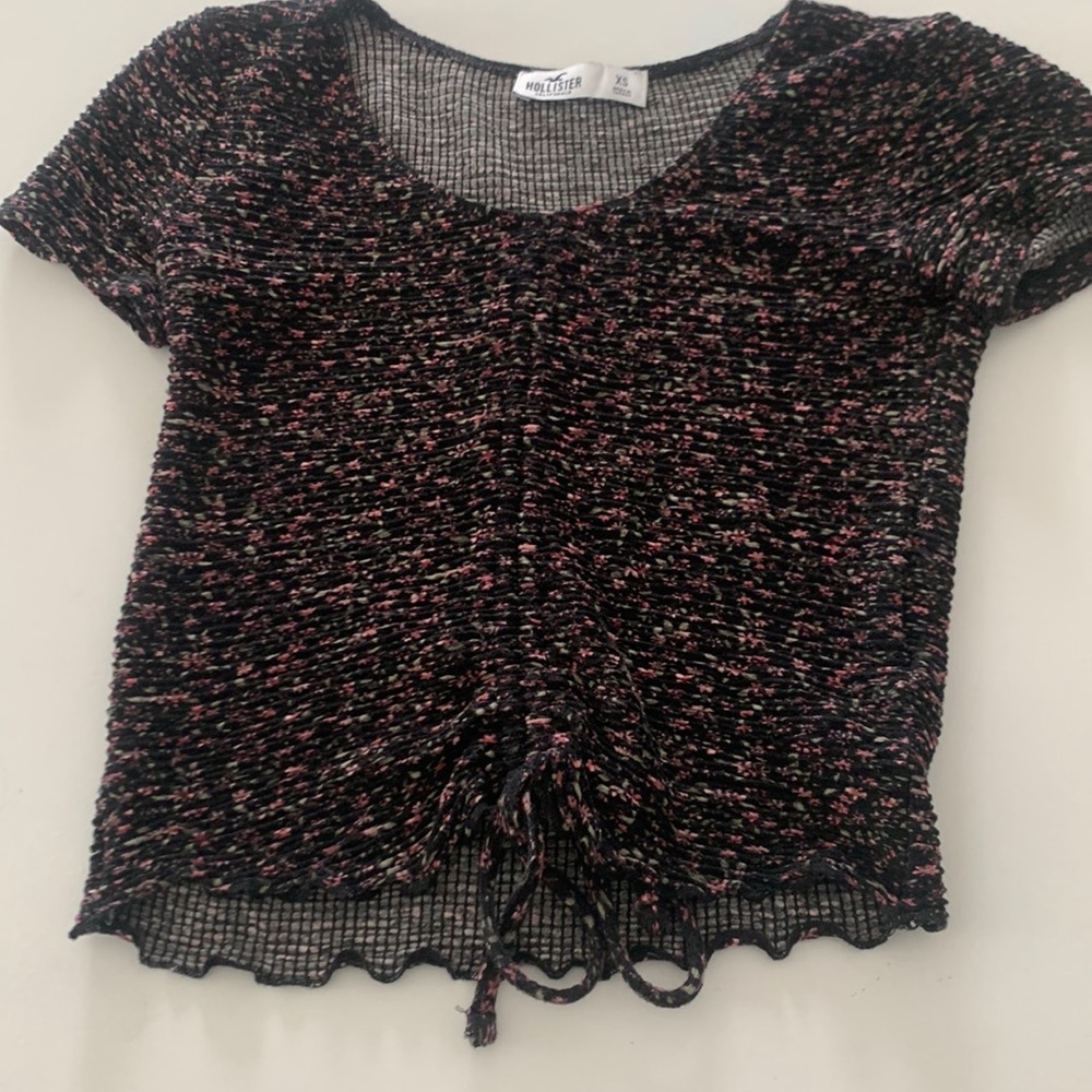 Hollister cinch front shirt